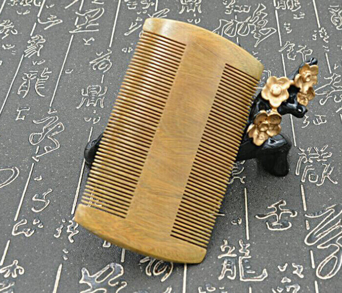 high quality Sandalwood Double Sided Beard Comb hair comb 01